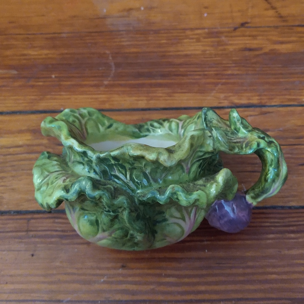 Lettuce cup